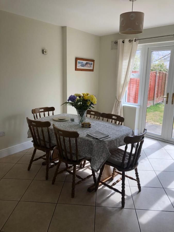 Self Catering Oranmore Villa Exterior photo